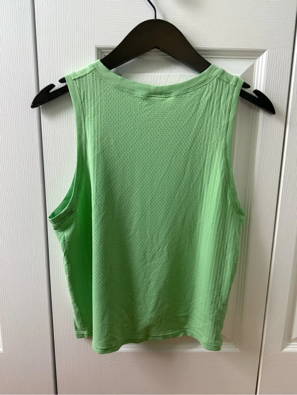 Lululemon Train to Be Tank Top in Scream Green Light